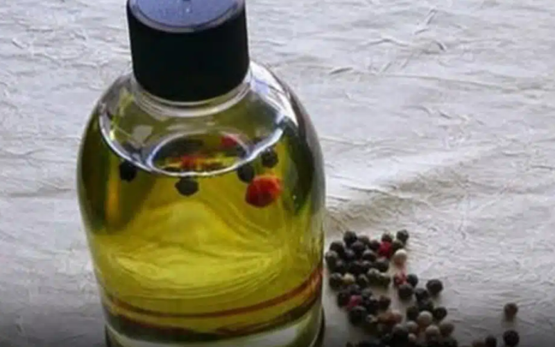 Mustapippurin eteerinen öljy: luonnollinen lääke kipuun, riippuvuuksiin ja stressiin